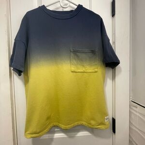 Gradient Blue and Yellow T-Shirt size M